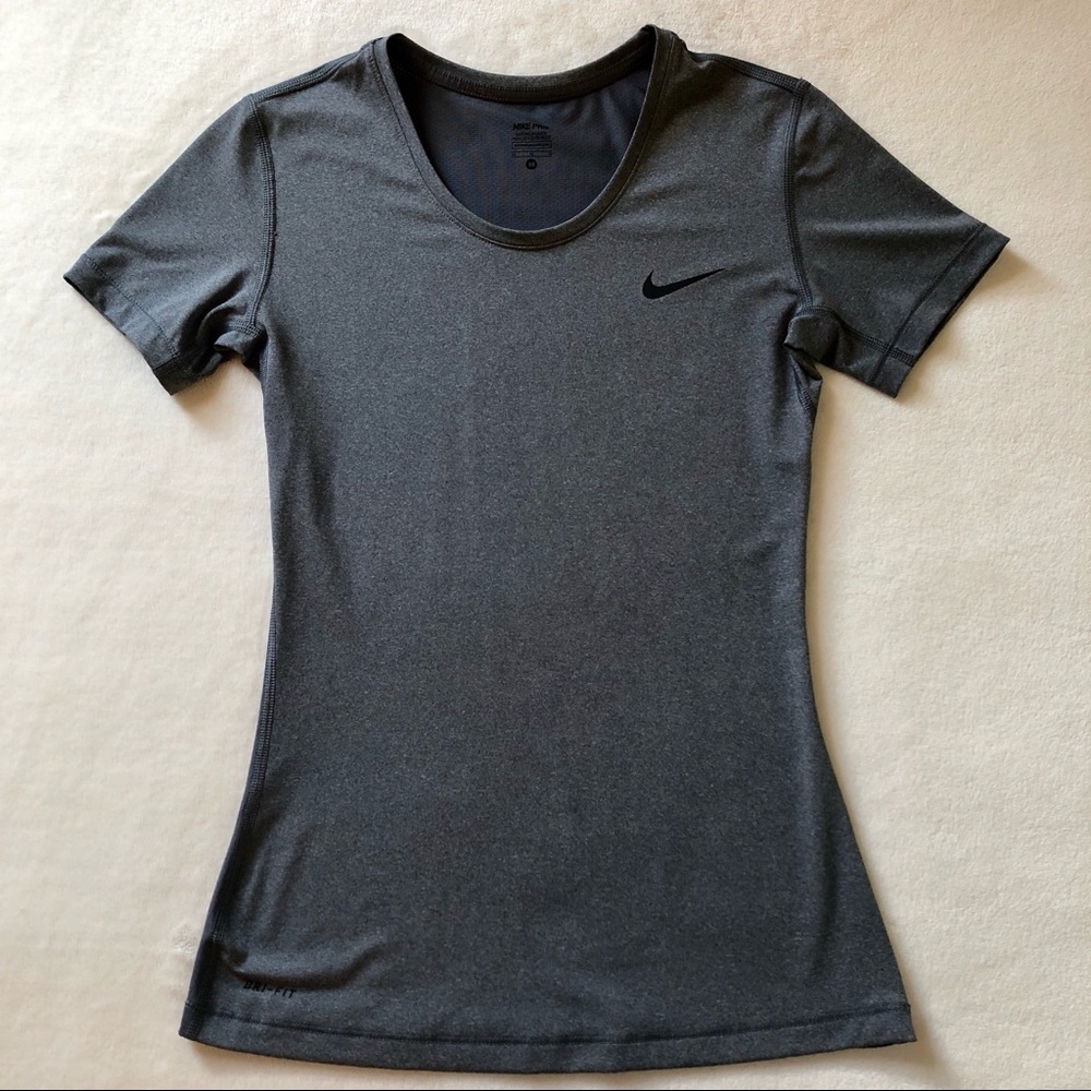 Grey Fitted Nike Pro Top✨